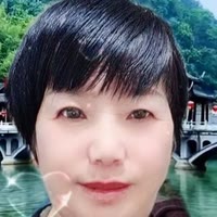 蓝豆花在努力